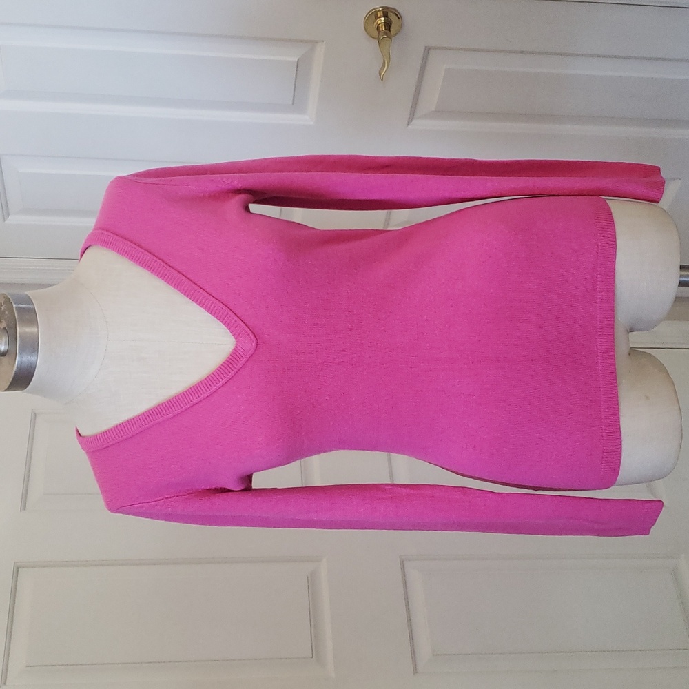 NEW YORK & CO V-neck Sweater Barbie Pink